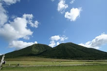 西の原から見る三瓶山